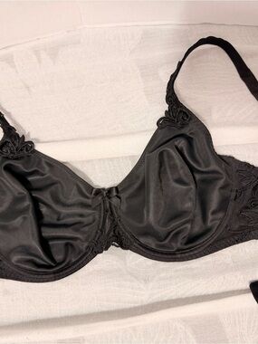 Simone Pérèle Black Underwire Full Coverage Bra – Made in France